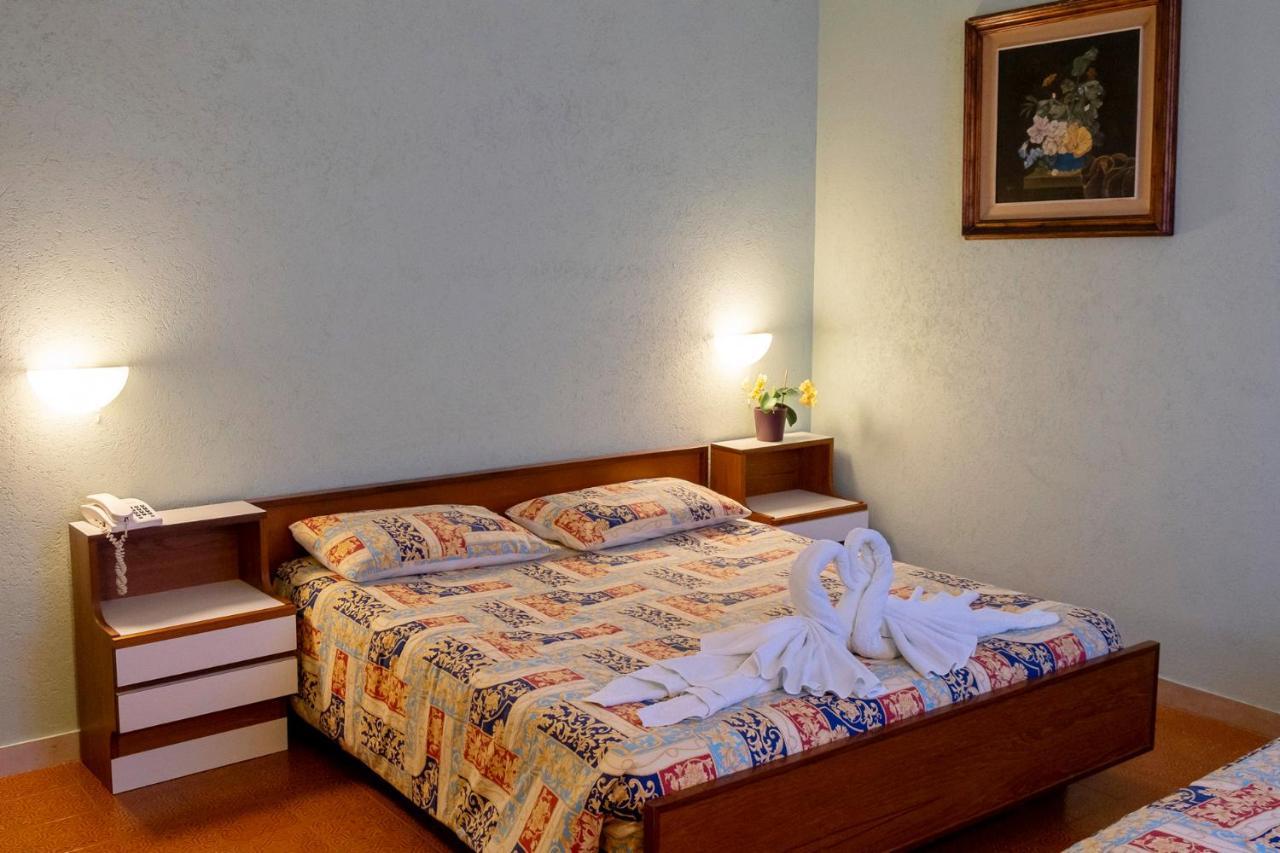 Albergo Ponte Di Nava Ormea Exterior photo